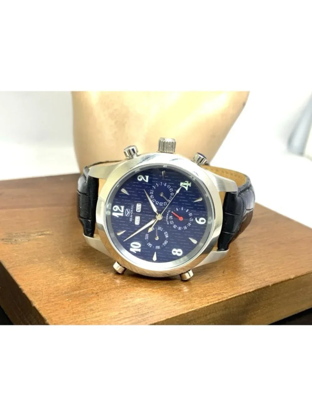 Seagull Men's Watch Automatic Blue Dial Triple Calendar Black Leather Strap 41mm